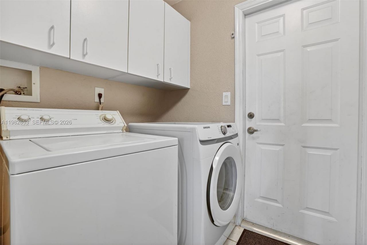 16419 Sapphire Pl, Weston, FL 33331 Photo