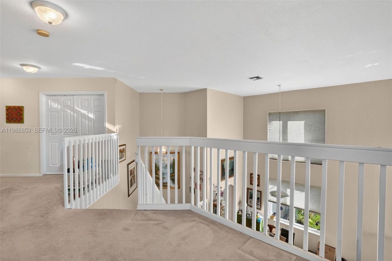 16419 Sapphire Pl, Weston, FL 33331 Photo