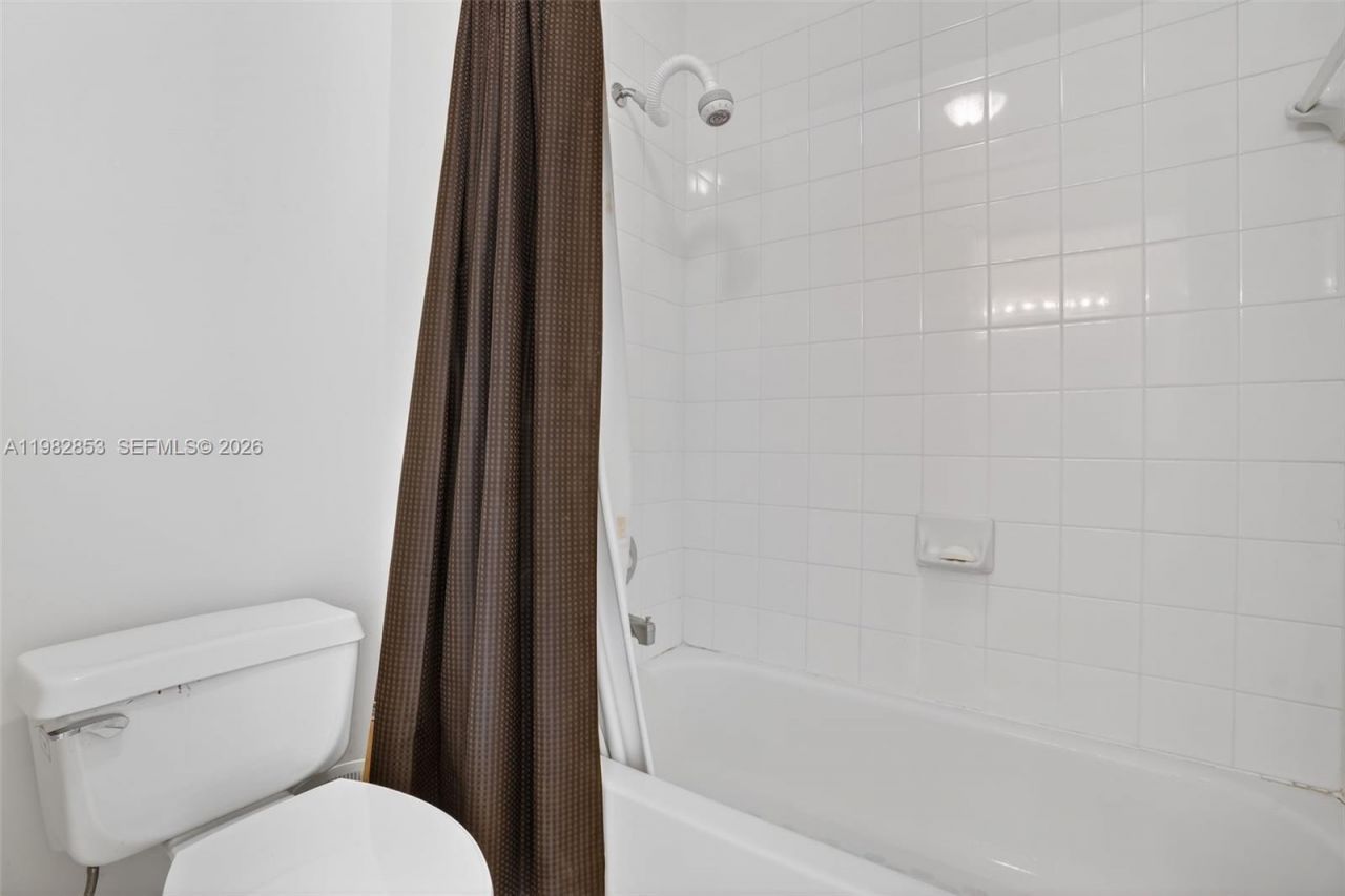 16419 Sapphire Pl, Weston, FL 33331 Photo