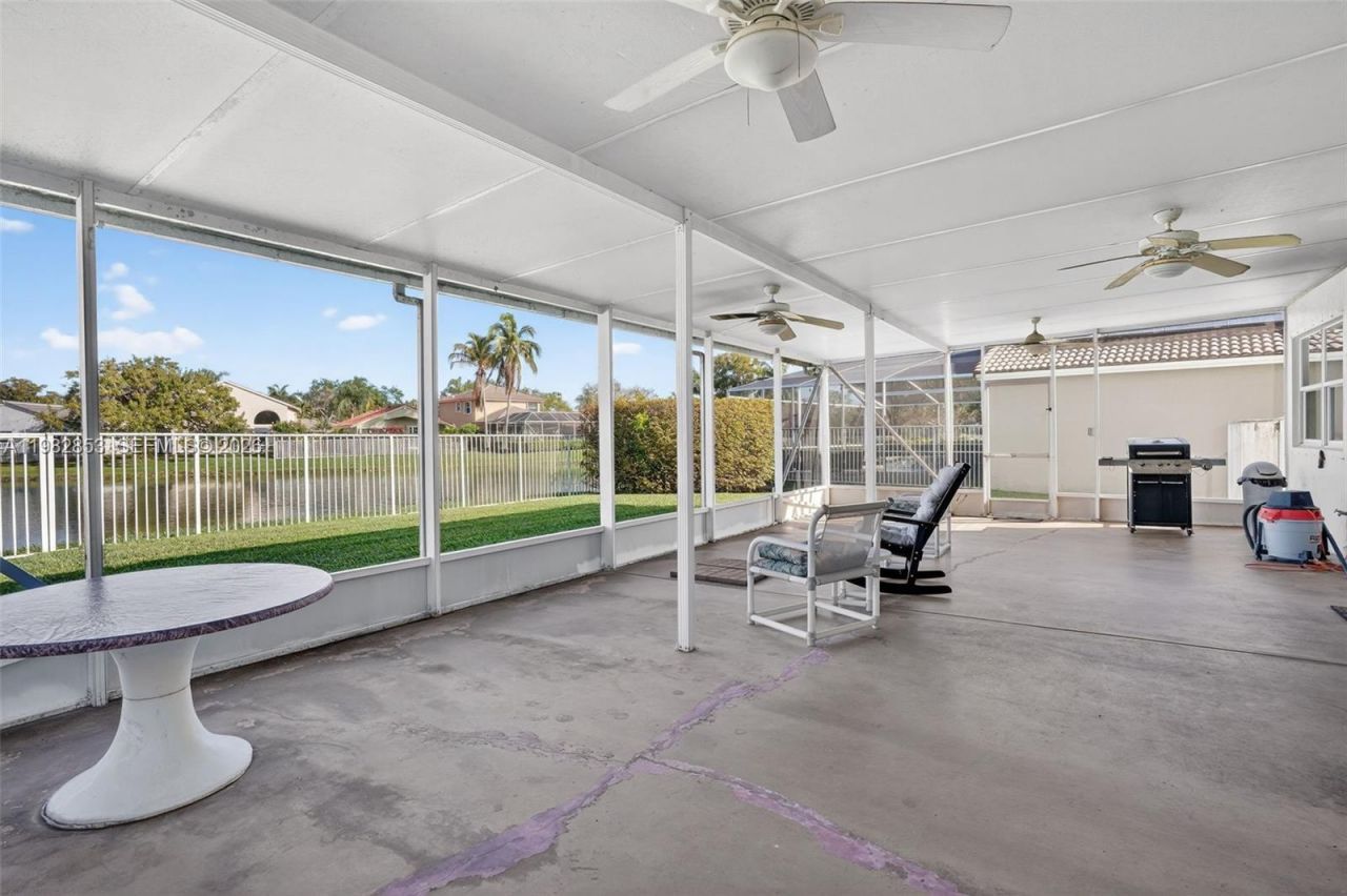 16419 Sapphire Pl, Weston, FL 33331 Photo