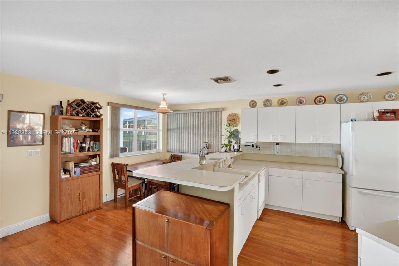 16419 Sapphire Pl, Weston, FL 33331 Photo