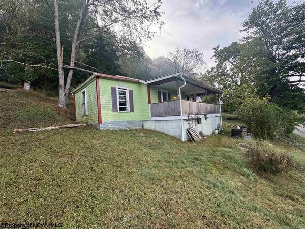 69 Jackson Street, Weston, WV 26452