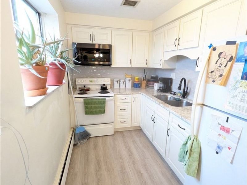 1480 Warren, Unit 604, Lakewood, OH 44107 Photo 11