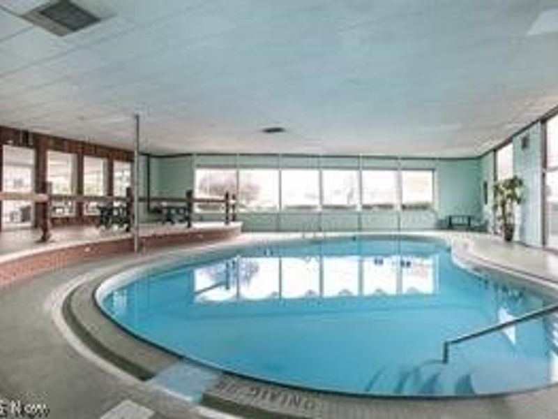 1480 Warren, Unit 604, Lakewood, OH 44107 Photo 4