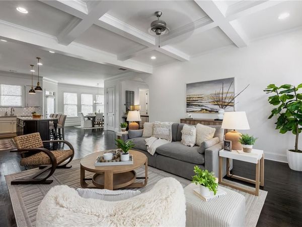 929 Canterbury Lane NE, Atlanta, GA 30324