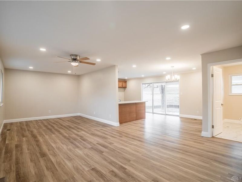 722 Little John Court, Miamisburg, OH 45342 Photo 9