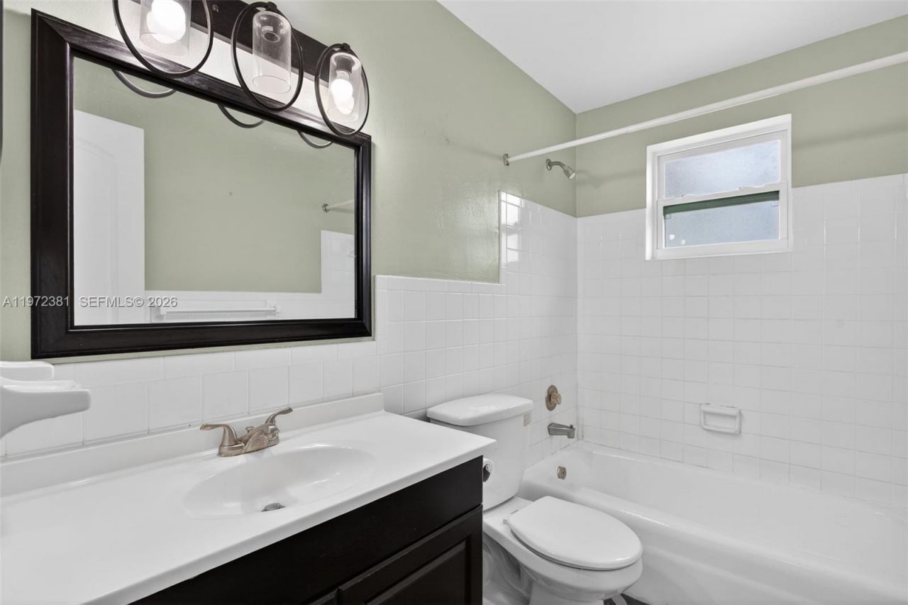 6533 NW 1st St, Margate, FL 33063 Photo