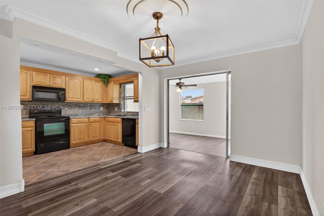 6533 NW 1st St, Margate, FL 33063 Photo