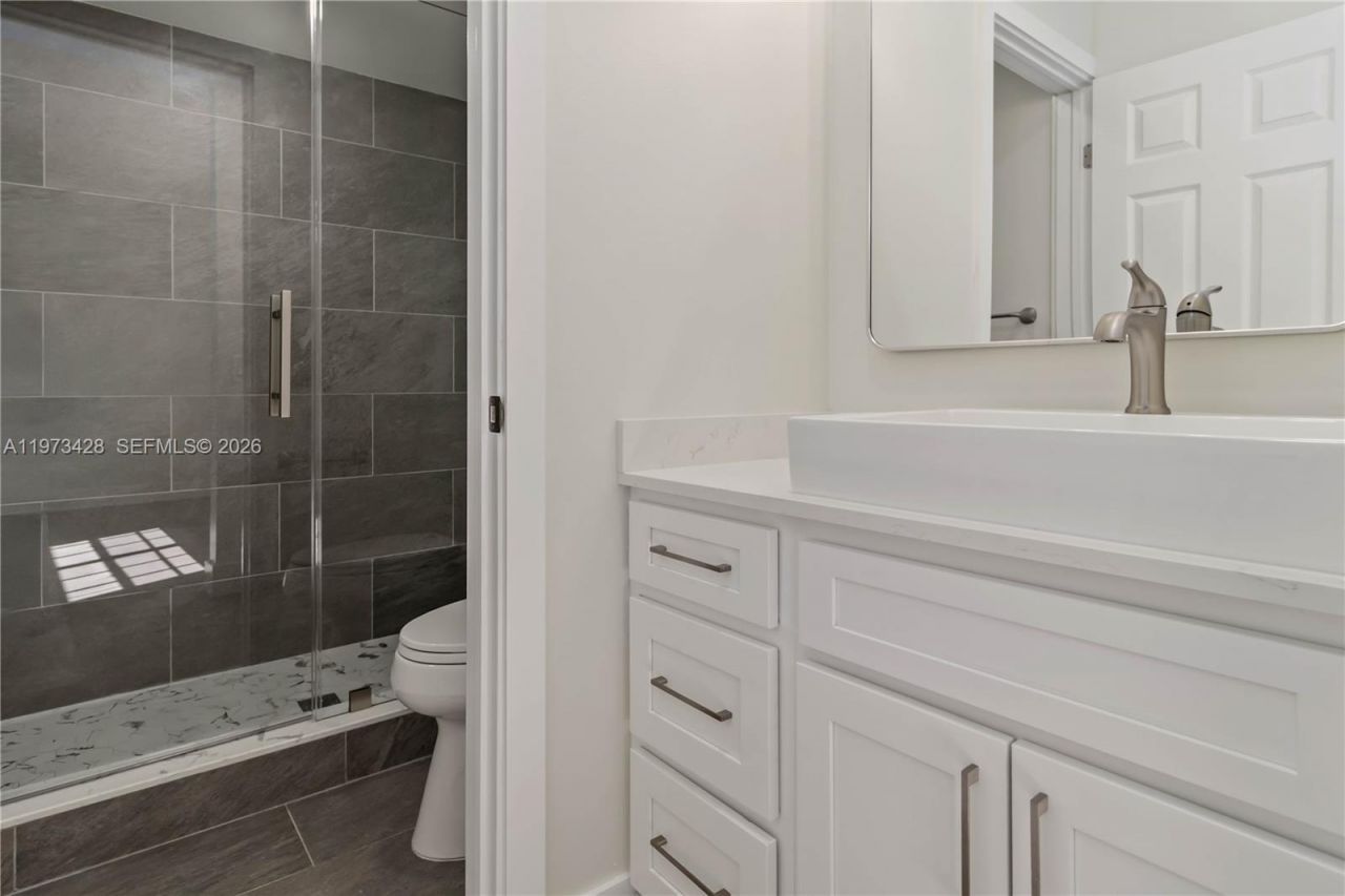 1411 Cottonwood Cir, Weston, FL 33326 Photo