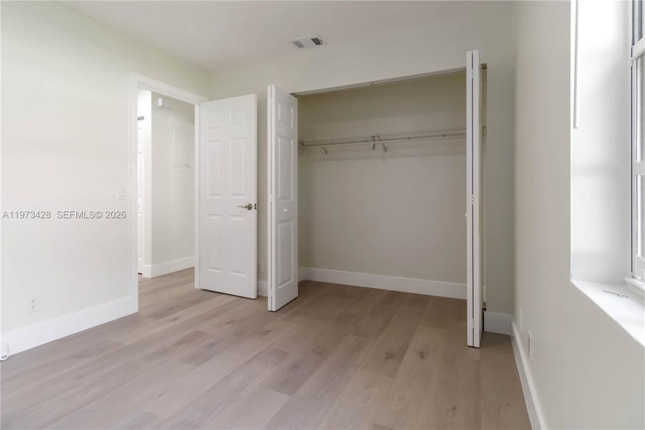 1411 Cottonwood Cir, Weston, FL 33326 Photo