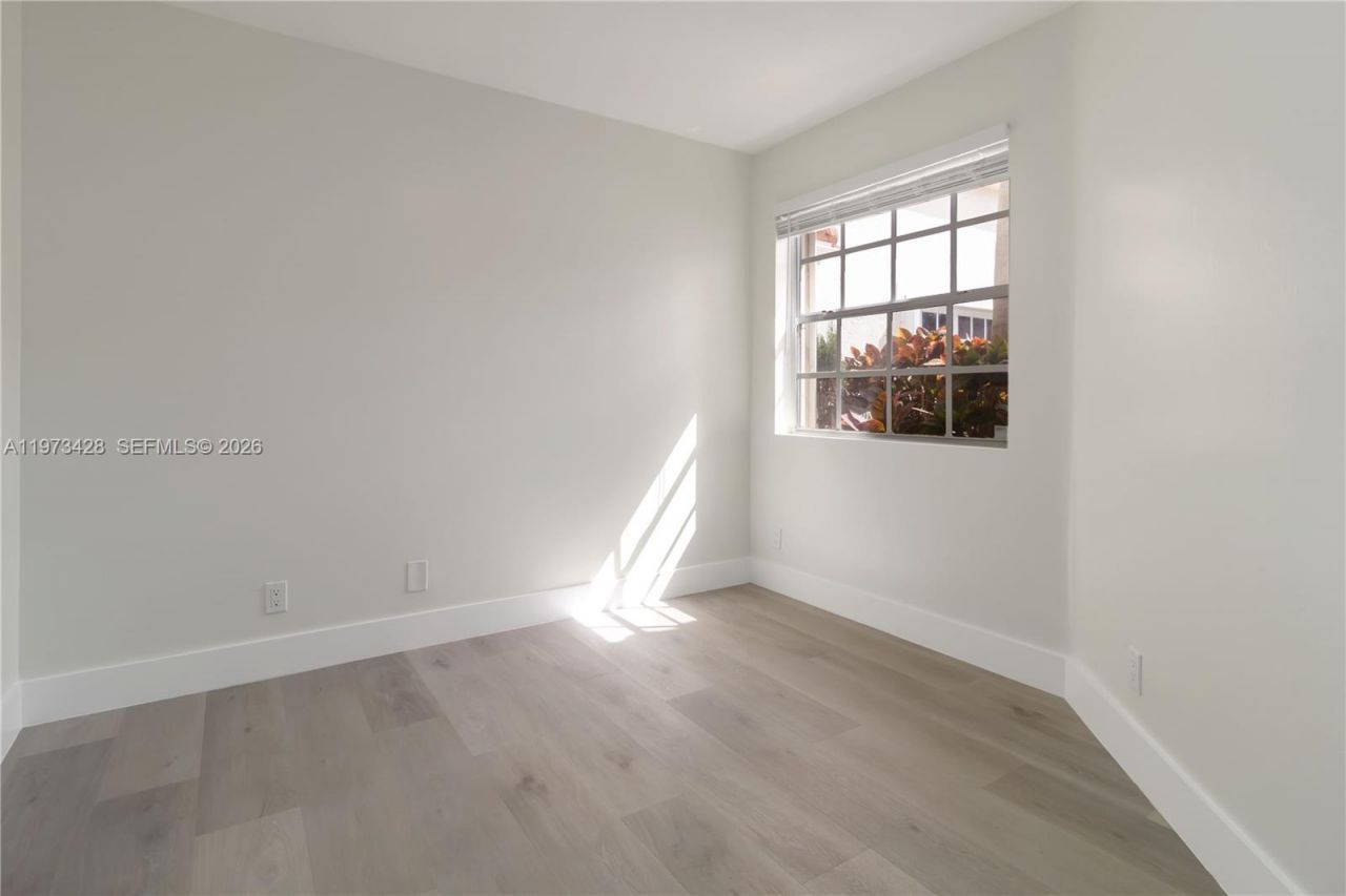 1411 Cottonwood Cir, Weston, FL 33326 Photo