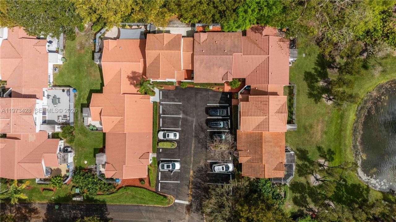 1411 Cottonwood Cir, Weston, FL 33326 Photo