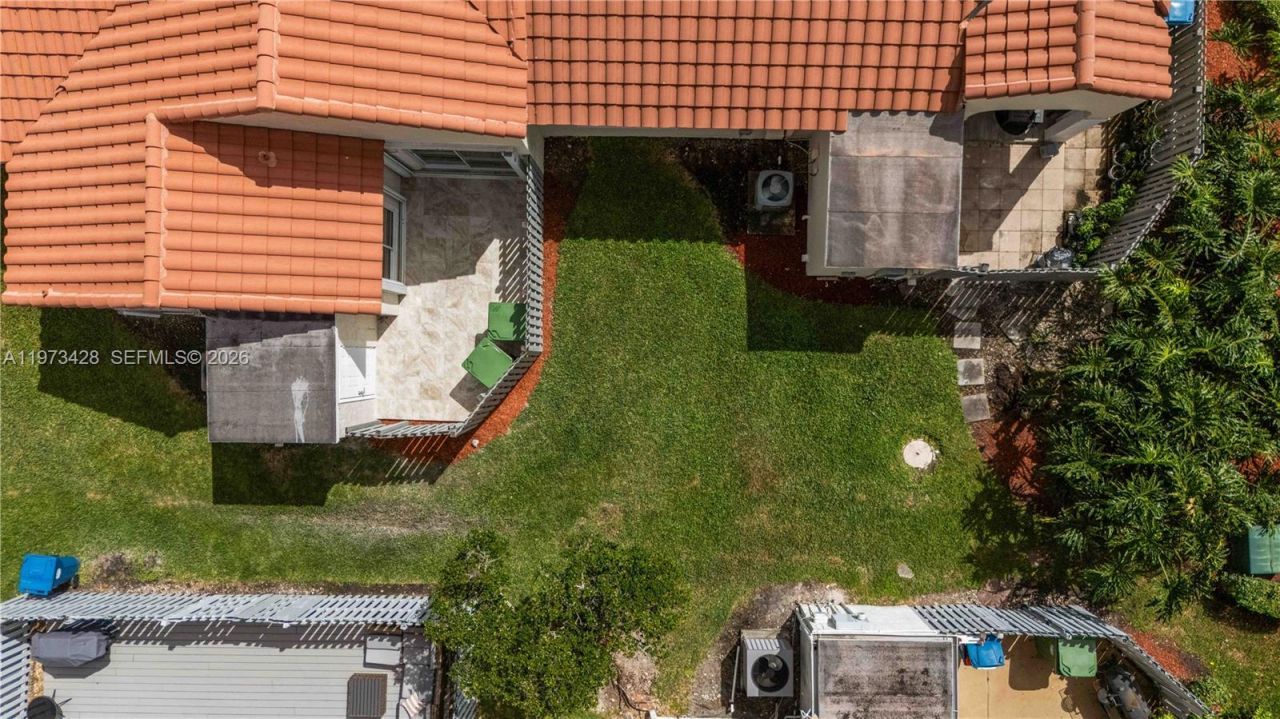 1411 Cottonwood Cir, Weston, FL 33326 Photo