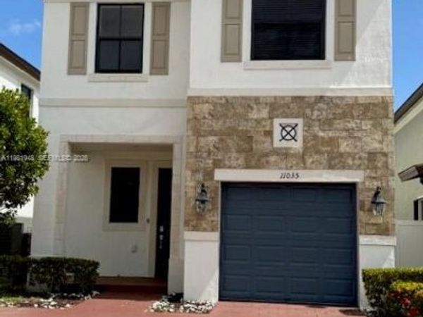 11035 W 35th Way , Unit 11035, Hialeah, FL 33018