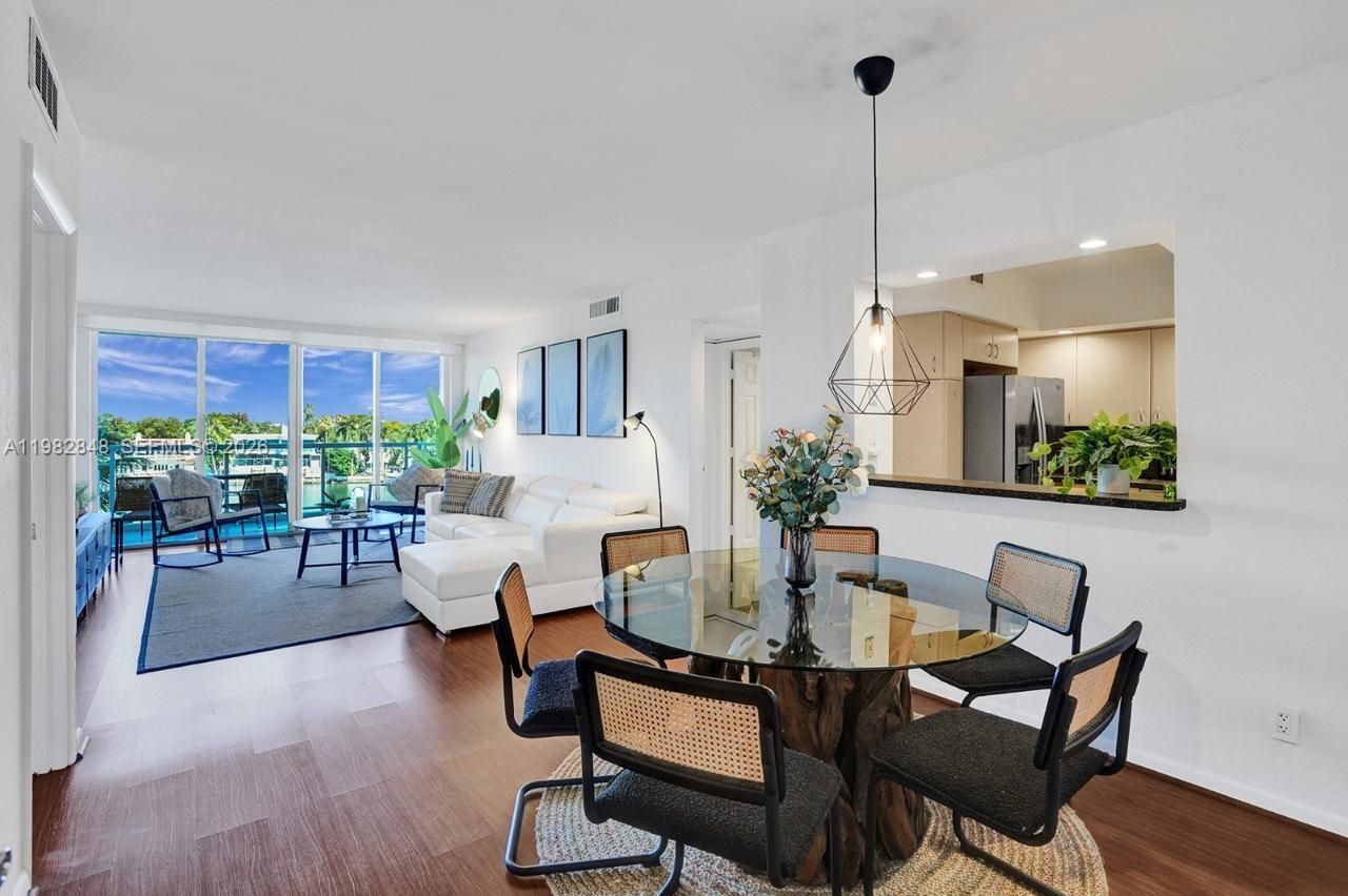 5600 Collins Ave , Unit 5R, Miami Beach, FL 33140 Photo