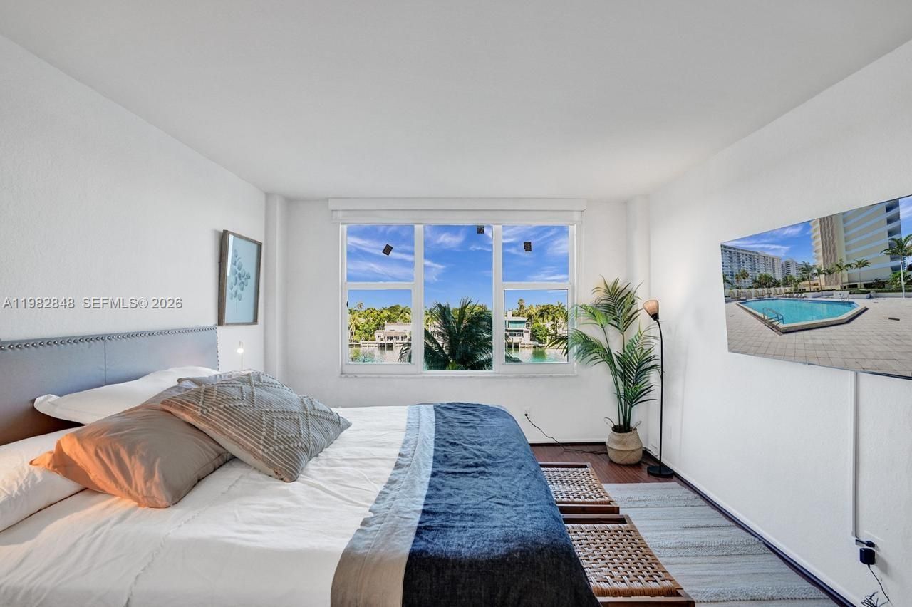 5600 Collins Ave , Unit 5R, Miami Beach, FL 33140 Photo