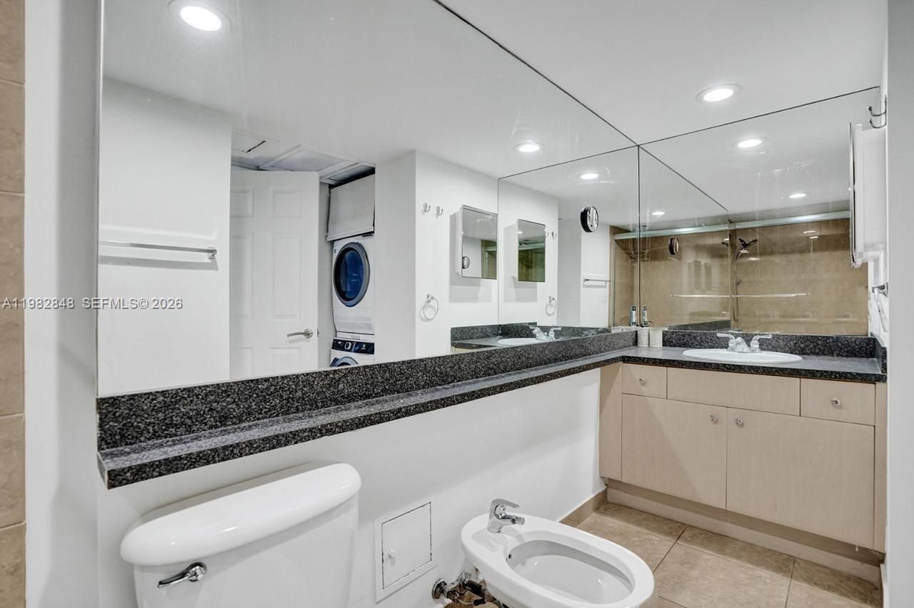 5600 Collins Ave , Unit 5R, Miami Beach, FL 33140 Photo