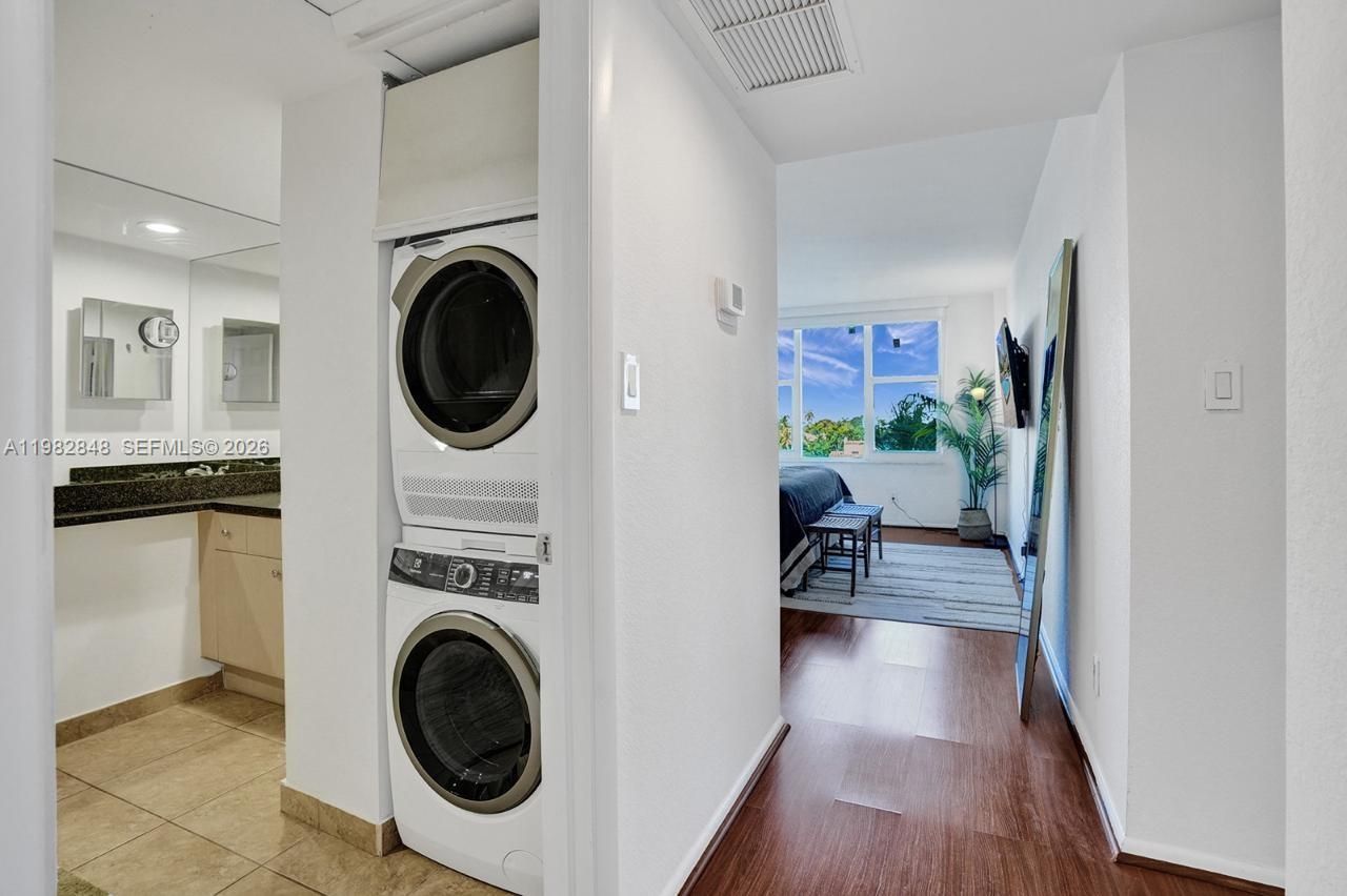 5600 Collins Ave , Unit 5R, Miami Beach, FL 33140 Photo