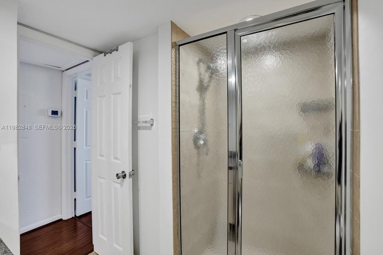 5600 Collins Ave , Unit 5R, Miami Beach, FL 33140 Photo