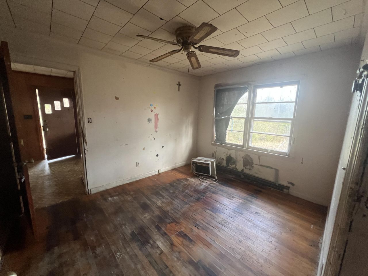 1981 Great Falls Highway Photo 11