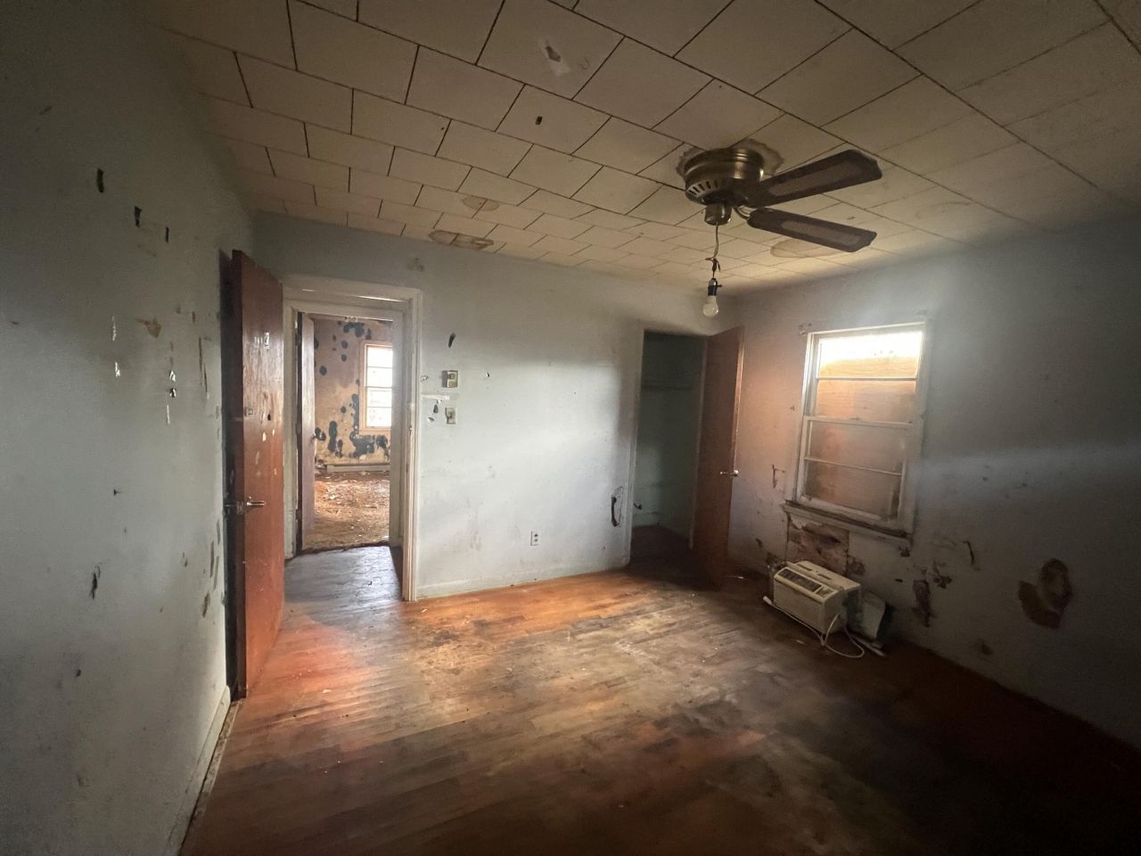 1981 Great Falls Highway Photo 16