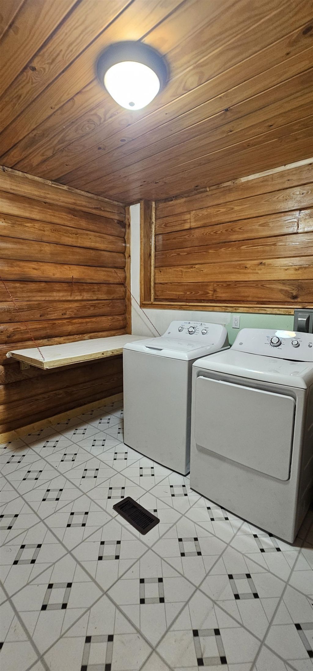 181 Halfway Rd. Photo 55