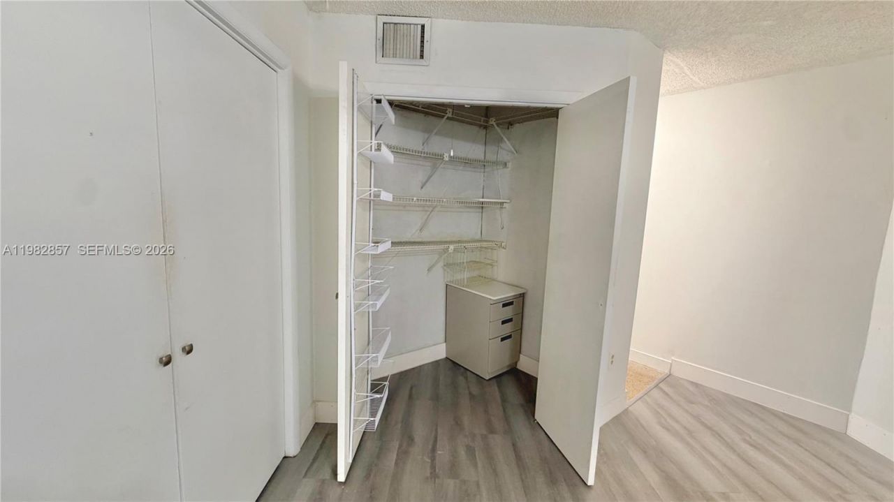 250 E 60th St, Hialeah, FL 33013 Photo