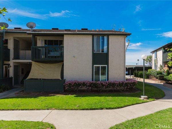 23278 Orange, Unit 8, Lake Forest, CA 92630