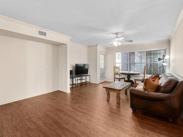 501 W 26th ST, Unit 113, Austin, TX 78705