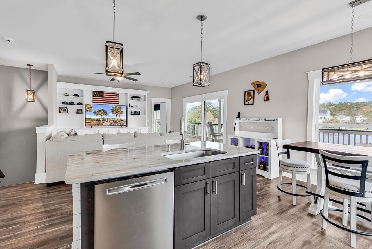 13 Smith Blvd. Photo 10