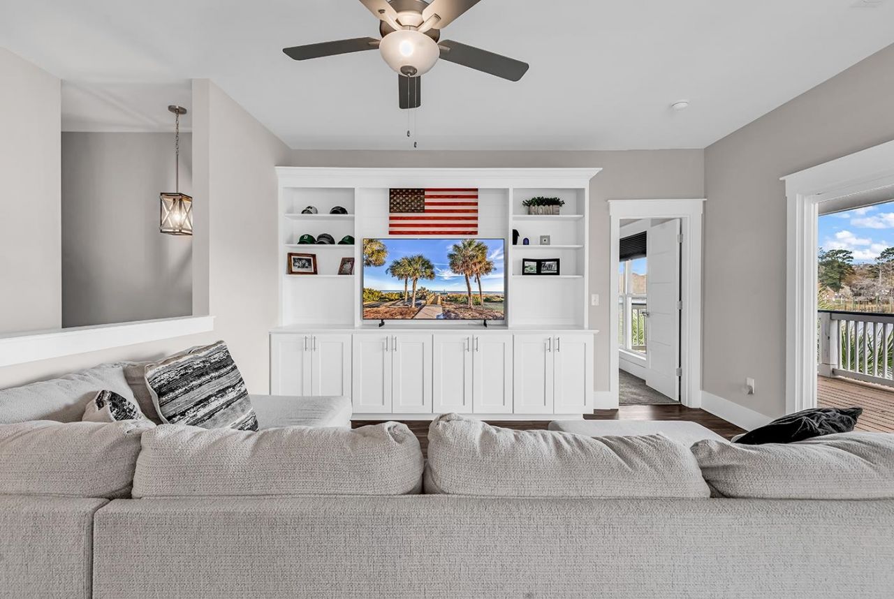 13 Smith Blvd. Photo 13