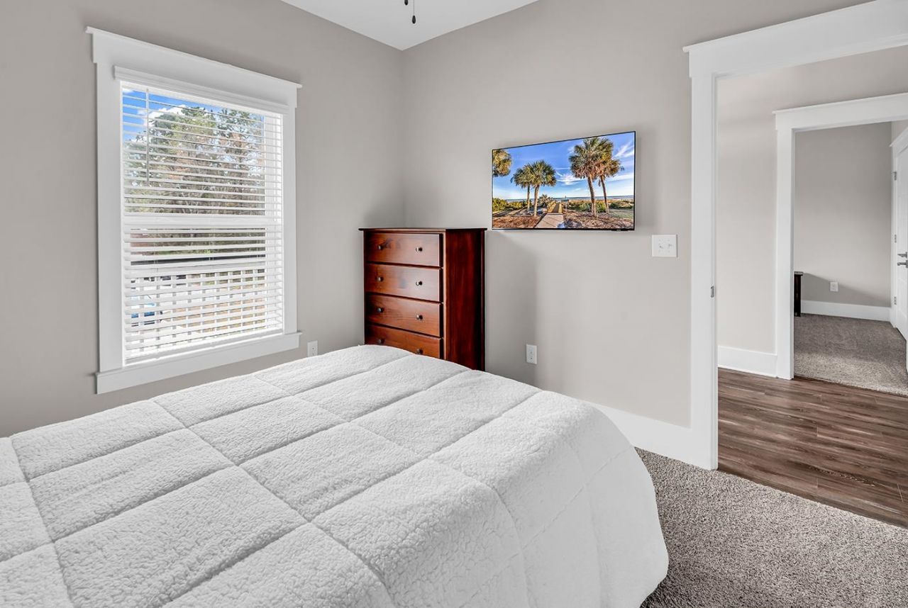 13 Smith Blvd. Photo 3