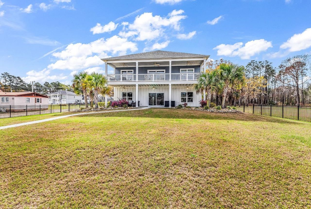 13 Smith Blvd. Photo 37