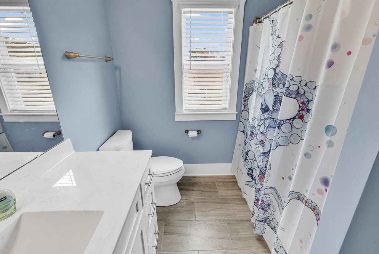 13 Smith Blvd. Photo 7