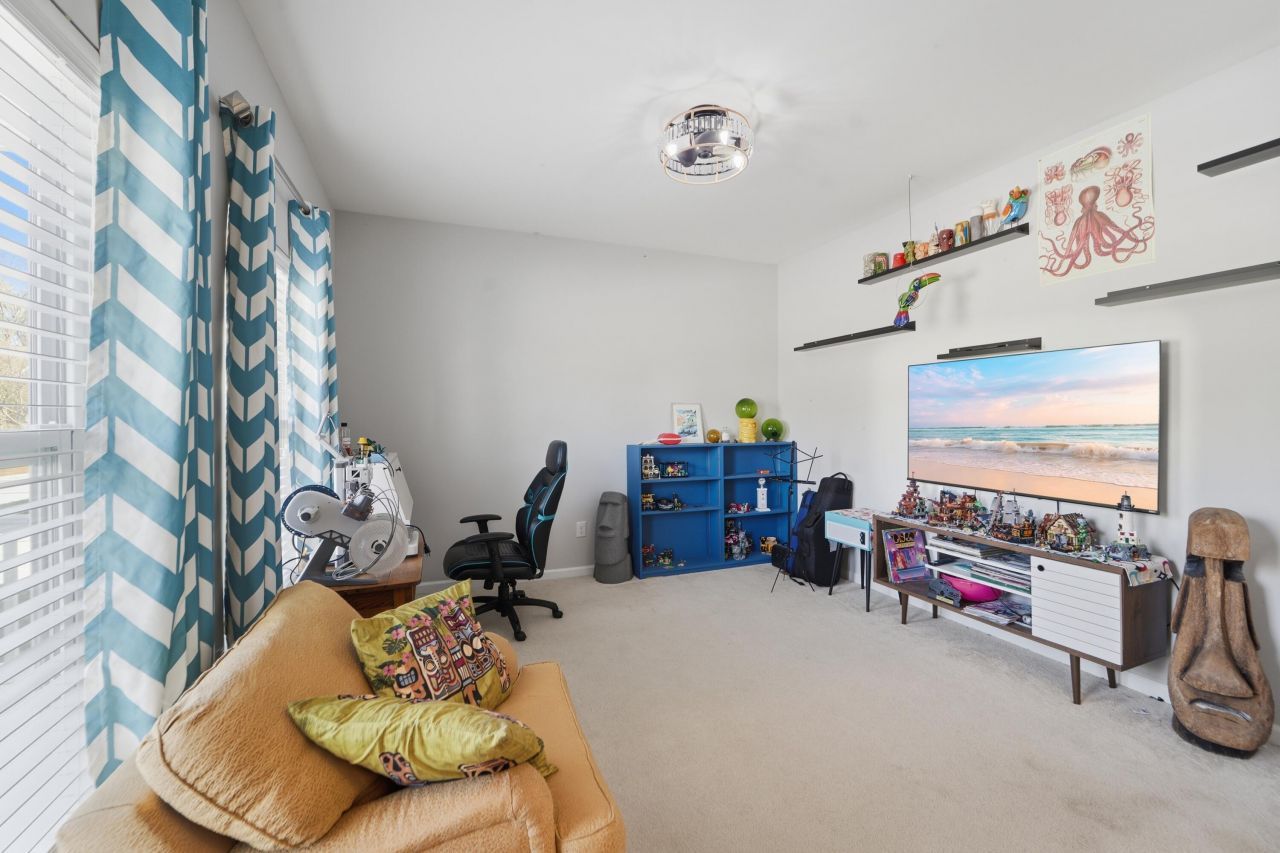 1663 Valley Oak Road Photo 17