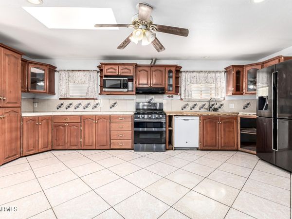 2100 E Alpine Circle, Mesa, AZ 85204