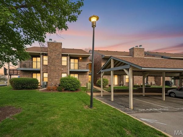 2303 Kratky Road, Unit B, St Louis, MO 63114