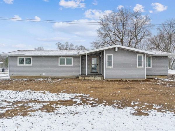 403 Maple Street, Janesville, IA 50647