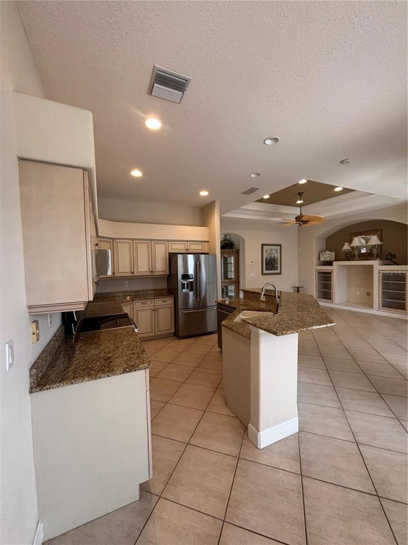 132 Amora Avenue, Venice, FL 34285 Photo