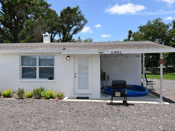 11907 FRONTAGE ROAD , DADE CITY, FL 33525