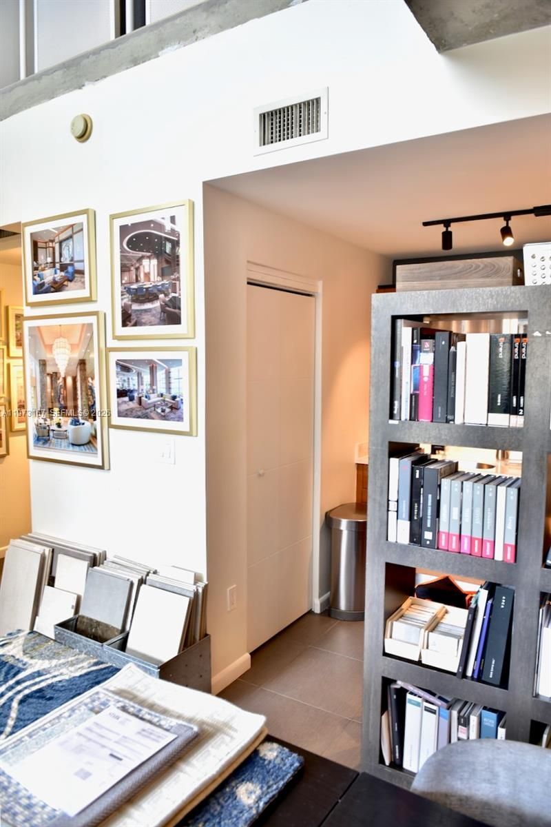 3250 NE 1st Ave , Unit 321, Miami, FL 33137 Photo