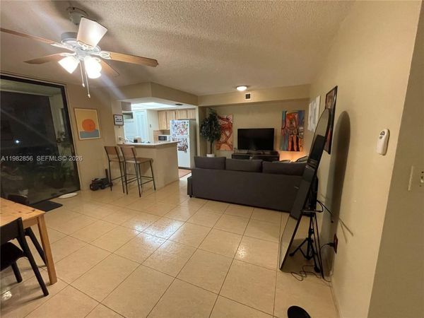 6800 Cypress Rd , Unit 305, Plantation, FL 33317