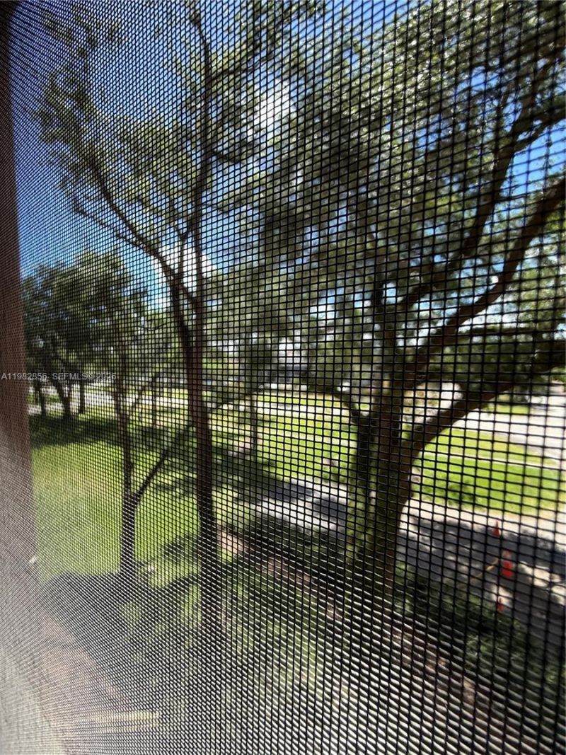 6800 Cypress Rd, Unit 305, Plantation, FL 33317 Photo