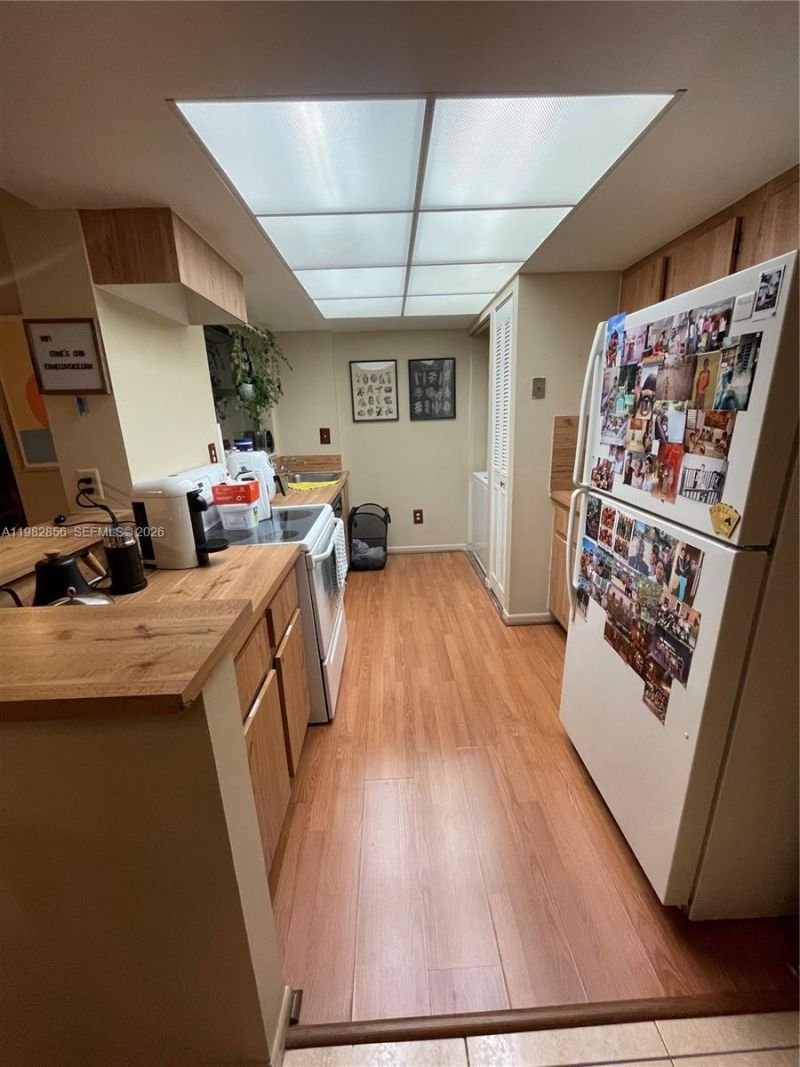 6800 Cypress Rd , Unit 305, Plantation, FL 33317 Photo