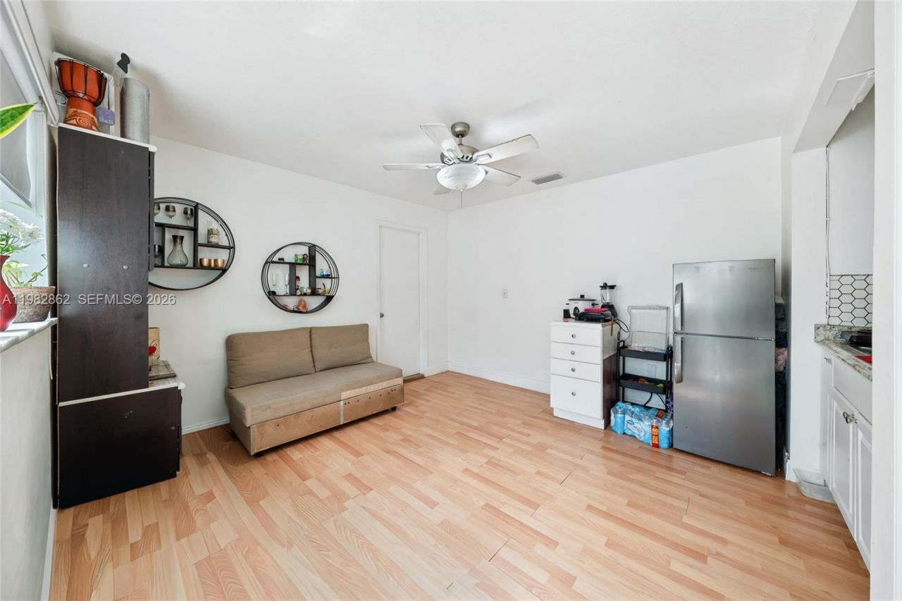 1040 SW 66th Ave , Pembroke Pines, FL 33023 Photo