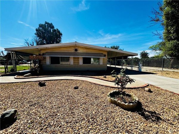 30025 Alicante, Homeland, CA 92548