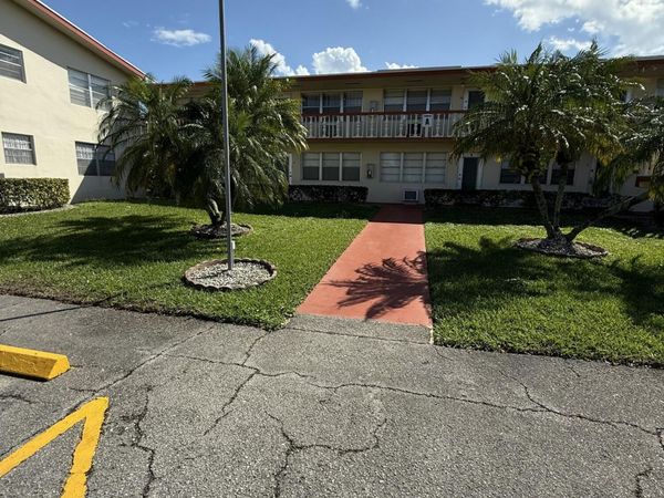 4 Andover A, West Palm Beach, FL 33417