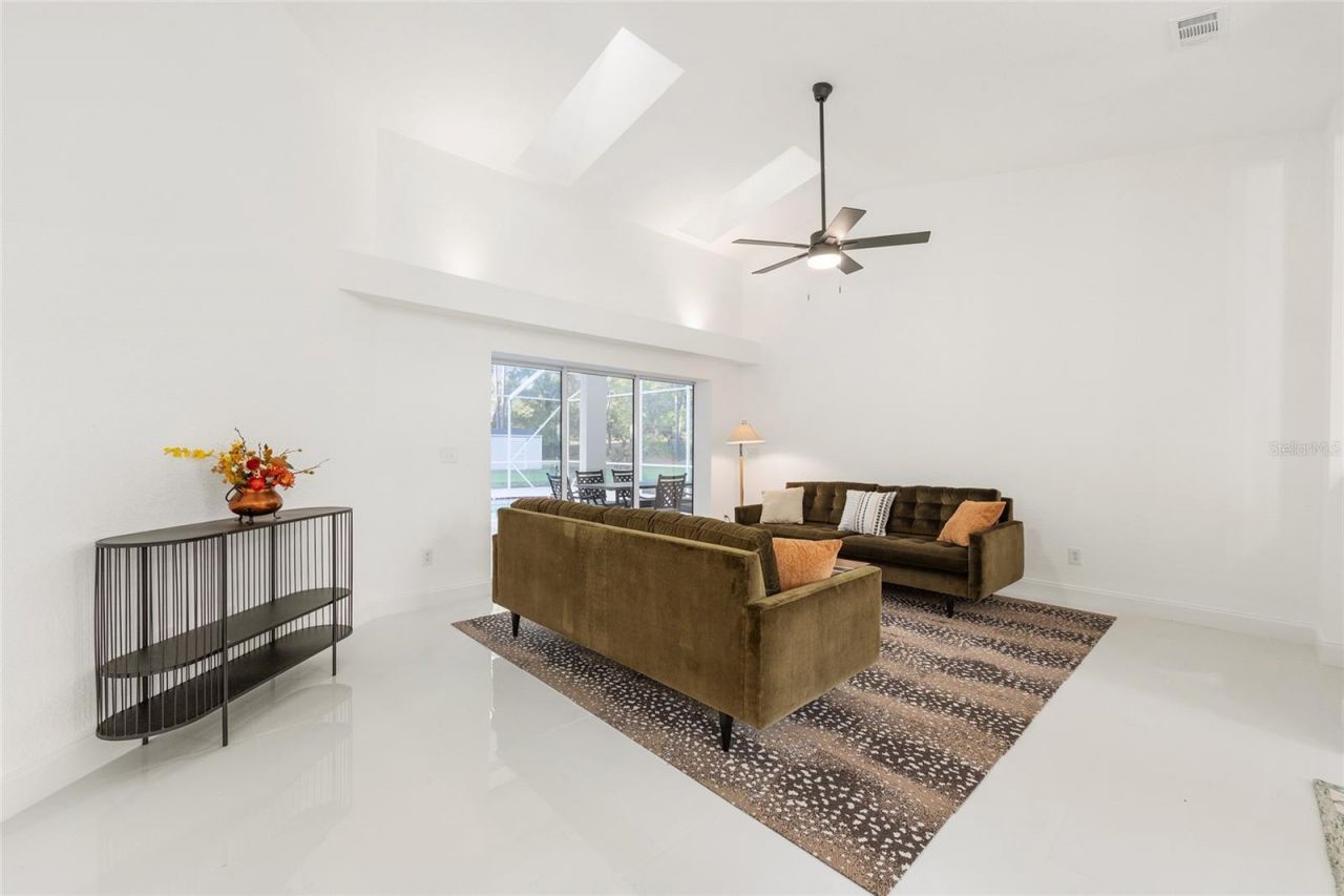 10043 SW 202nd Circle, Dunnellon, FL 34431 Photo
