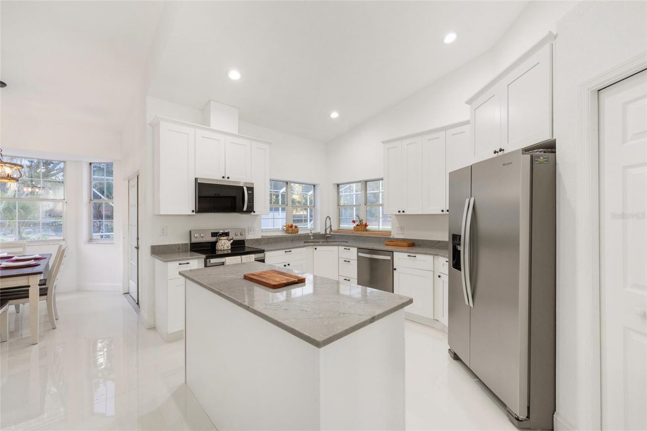 10043 SW 202nd Circle, Dunnellon, FL 34431 Photo