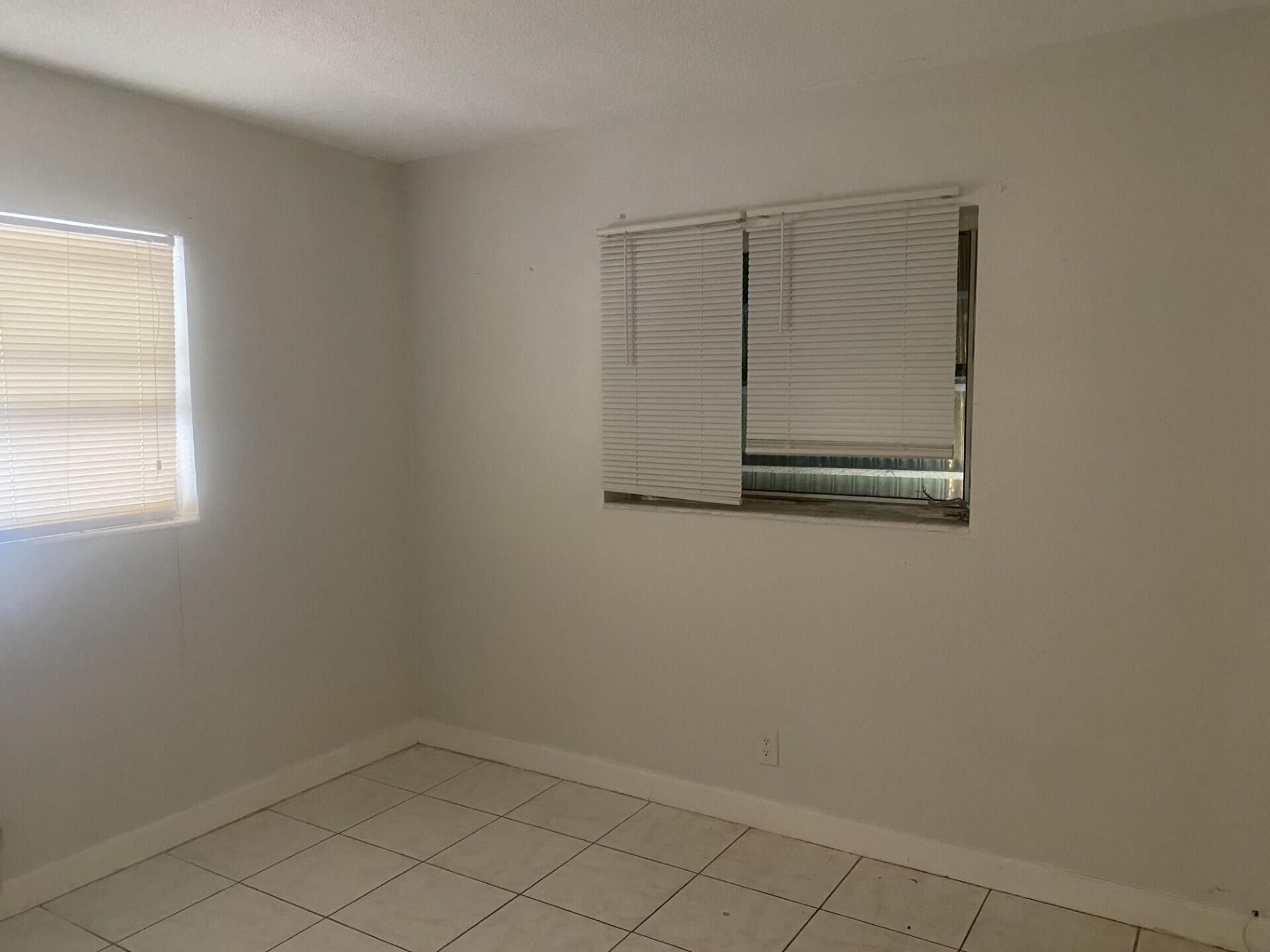 819 SW 9th Court, Pompano Beach, FL 33060 Photo